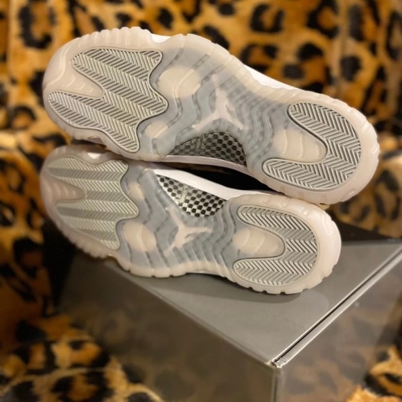 Mens Jubilee Air Jordan 11. Size 11 - Picture 6 of 11